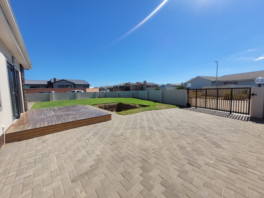 To Let 3 Bedroom Property for Rent in Fountains Estate Eastern Cape